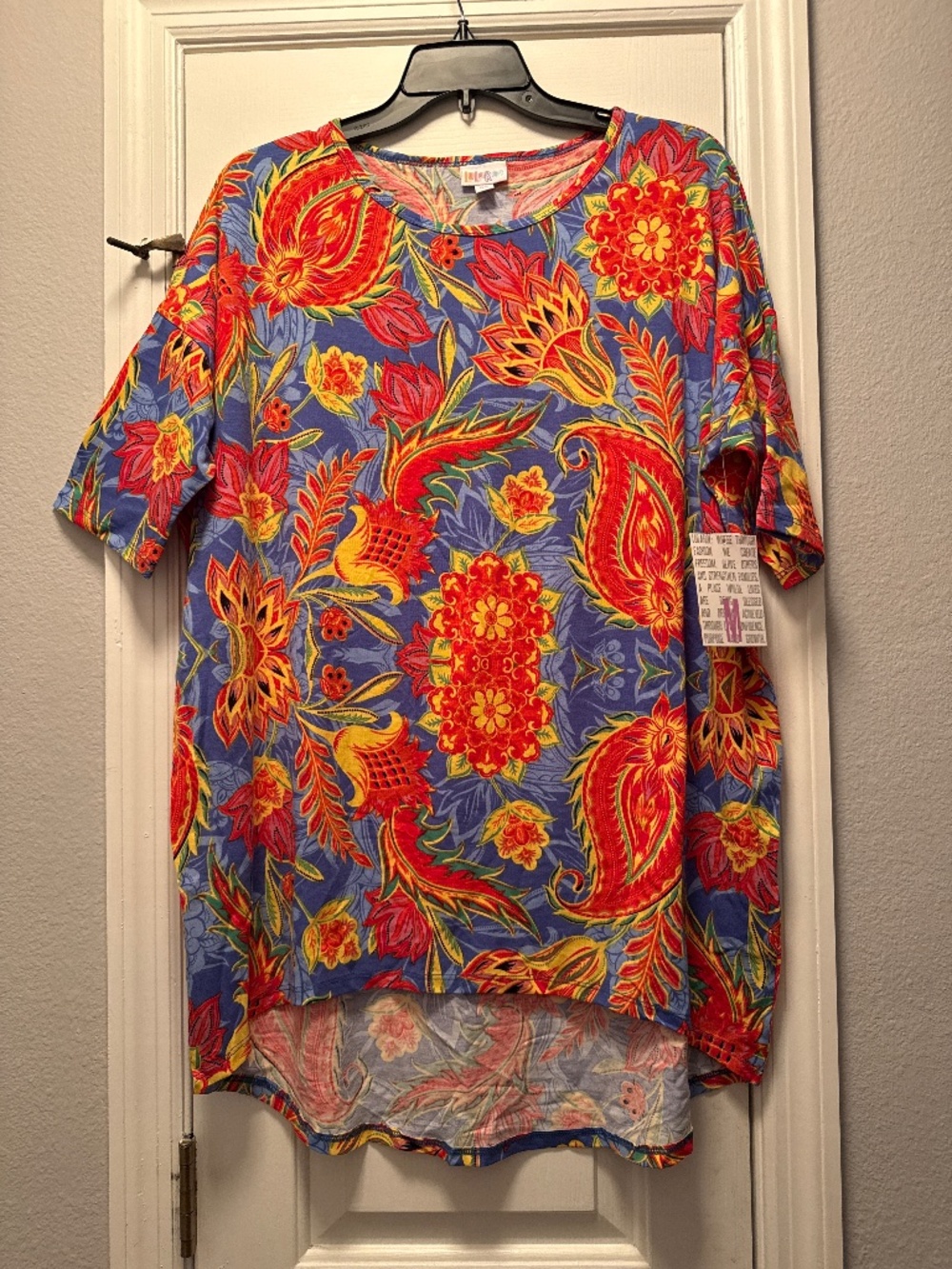 Lularoe shirt